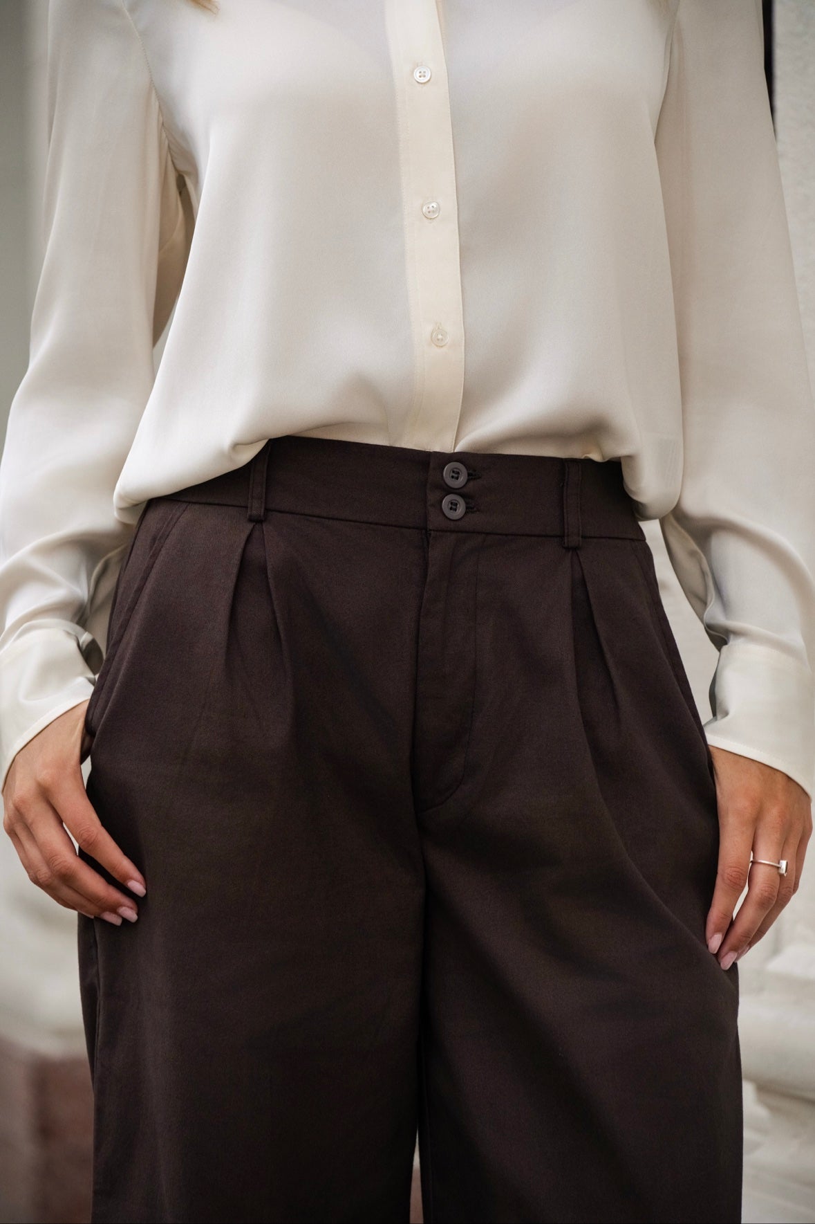 Altera Trousers